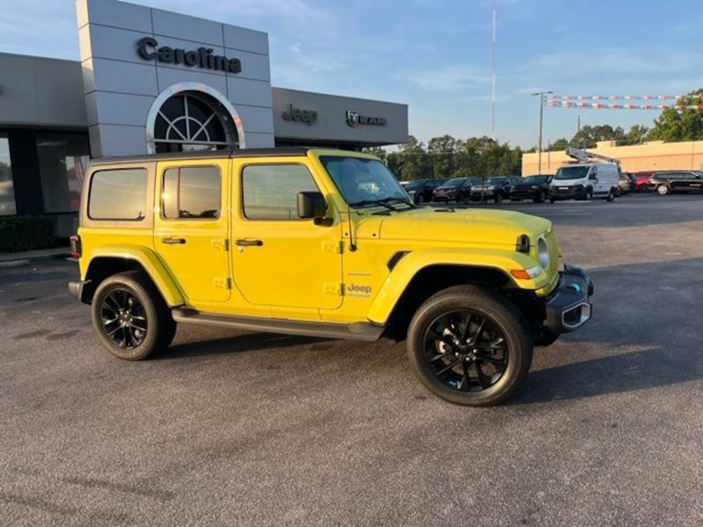Used 2022 Jeep Wrangler Unlimited 4xe Sahara SUV