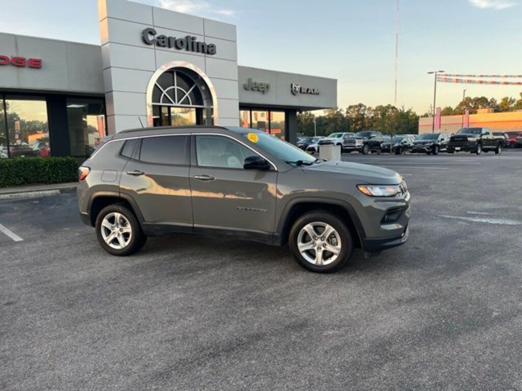 Used 2024 Jeep Compass Latitude SUV