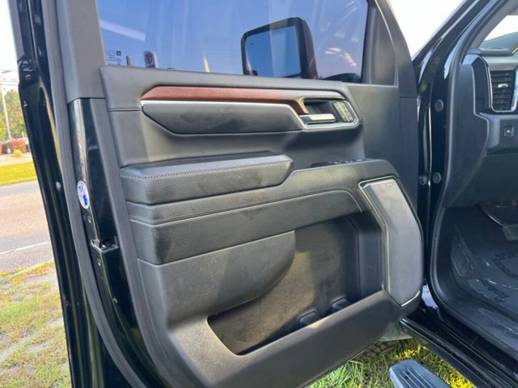 Used 2024 GMC Sierra 2500 HD Denali Truck Crew Cab