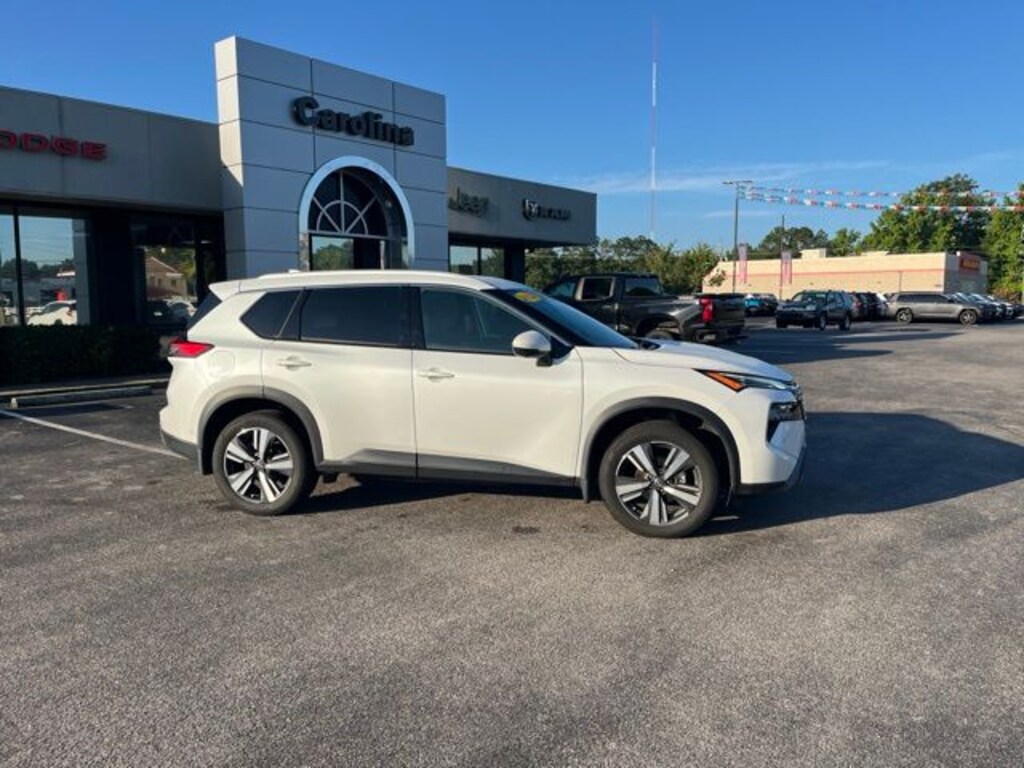 Used 2024 Nissan Rogue SL SUV