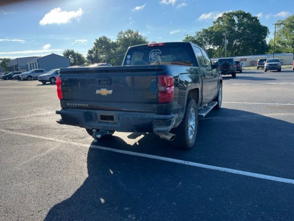Used 2018 Chevrolet Silverado 1500 Silverado Custom Truck Crew Cab