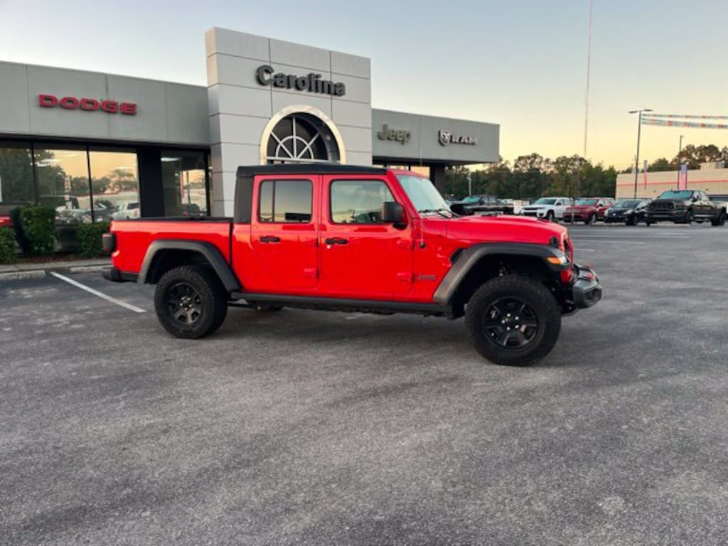 Used 2023 Jeep Gladiator Mojave Truck Crew Cab
