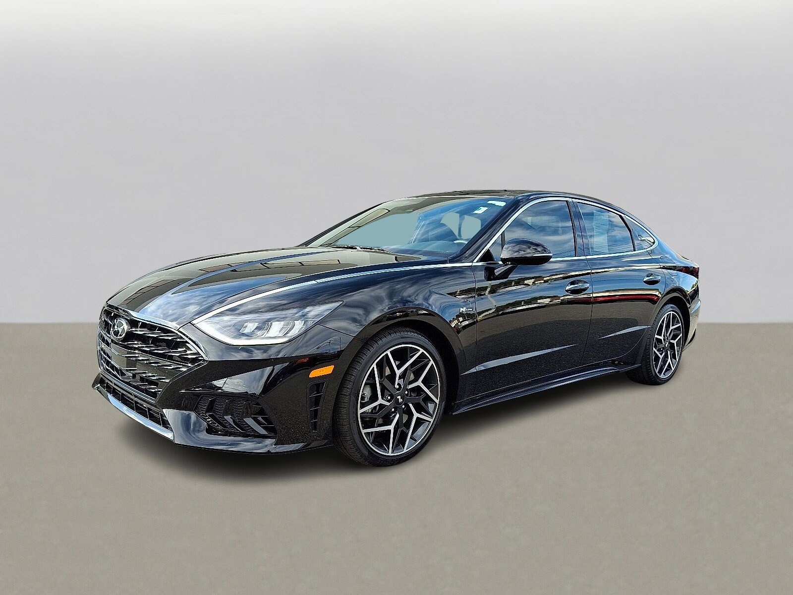 2023 Hyundai Sonata N Line photo 3