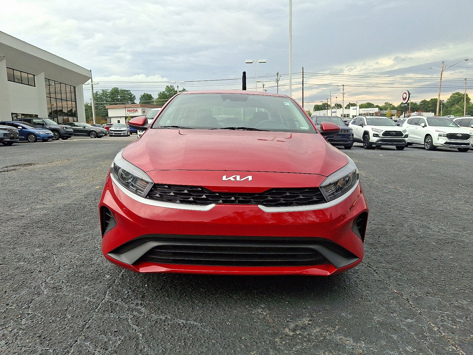 2023 Kia Forte LXS photo 2