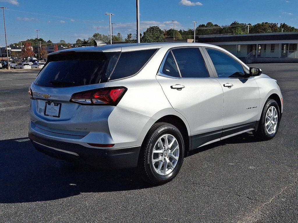 Used 2022 Chevrolet Equinox LT AWD  LT w/1LT