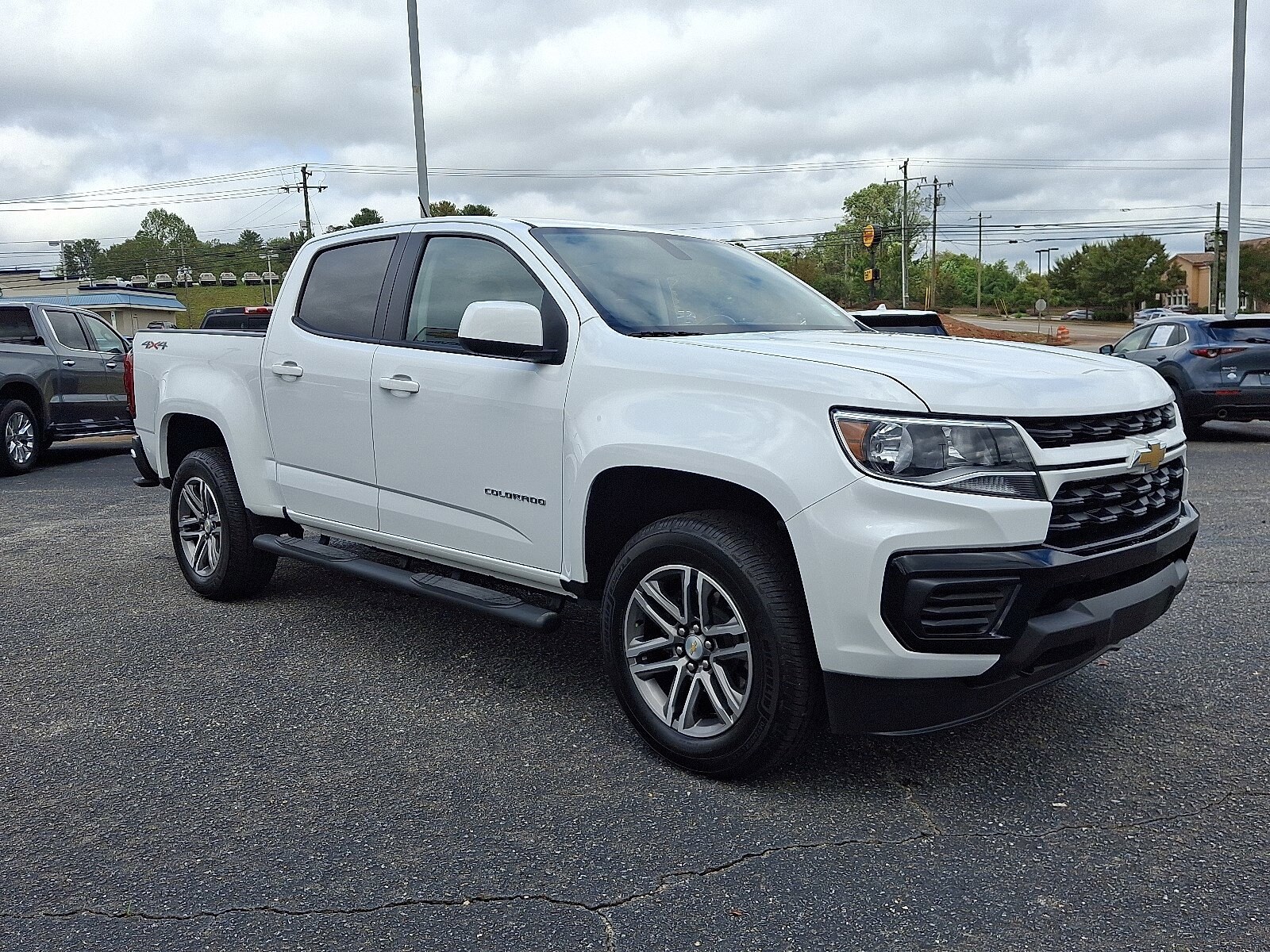 2022 Chevrolet Colorado Work Truck photo 3
