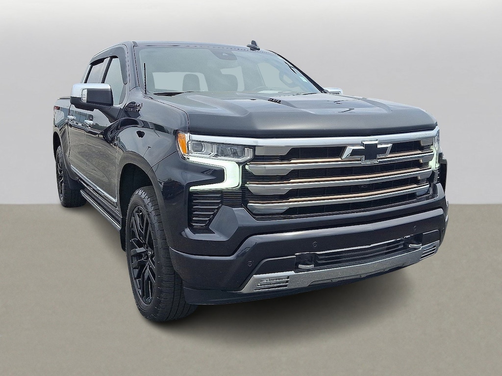 Used 2022 Chevrolet Silverado 1500 High Country 4WD Crew Cab 147 High Country