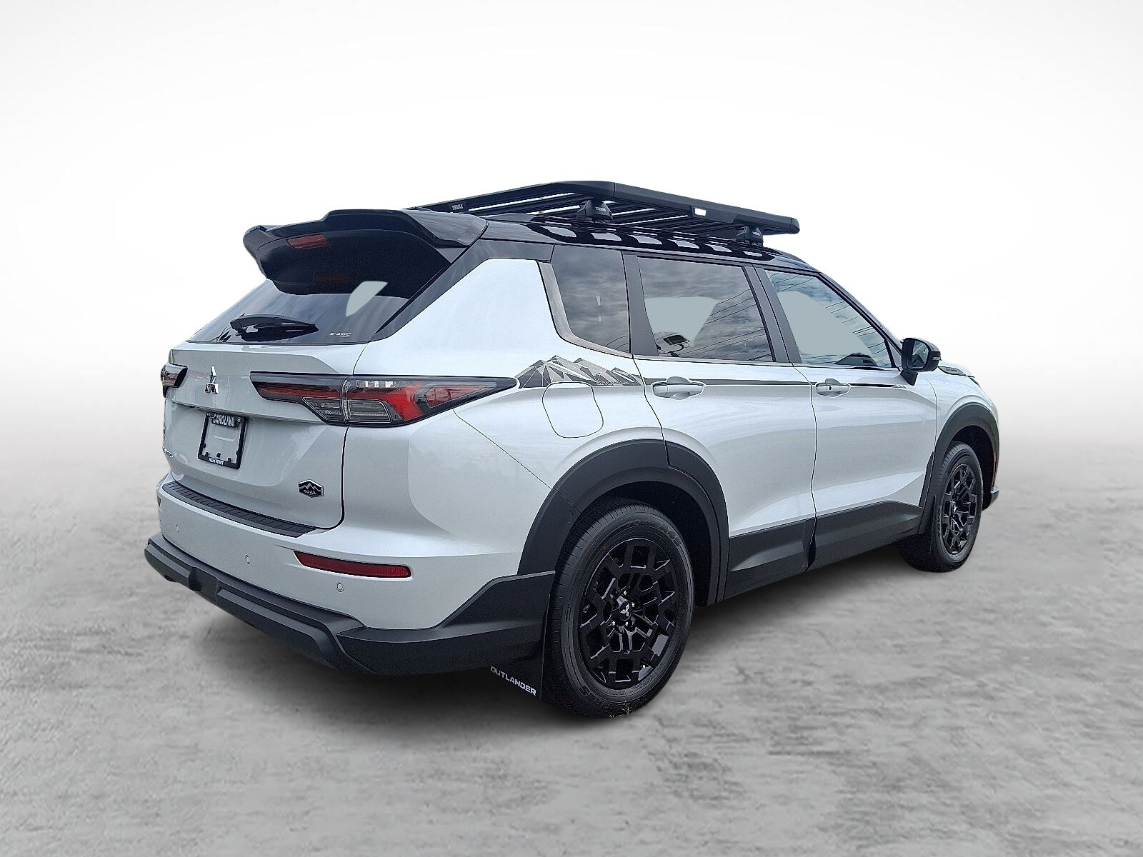 2025 Mitsubishi Outlander S-AWC photo 4