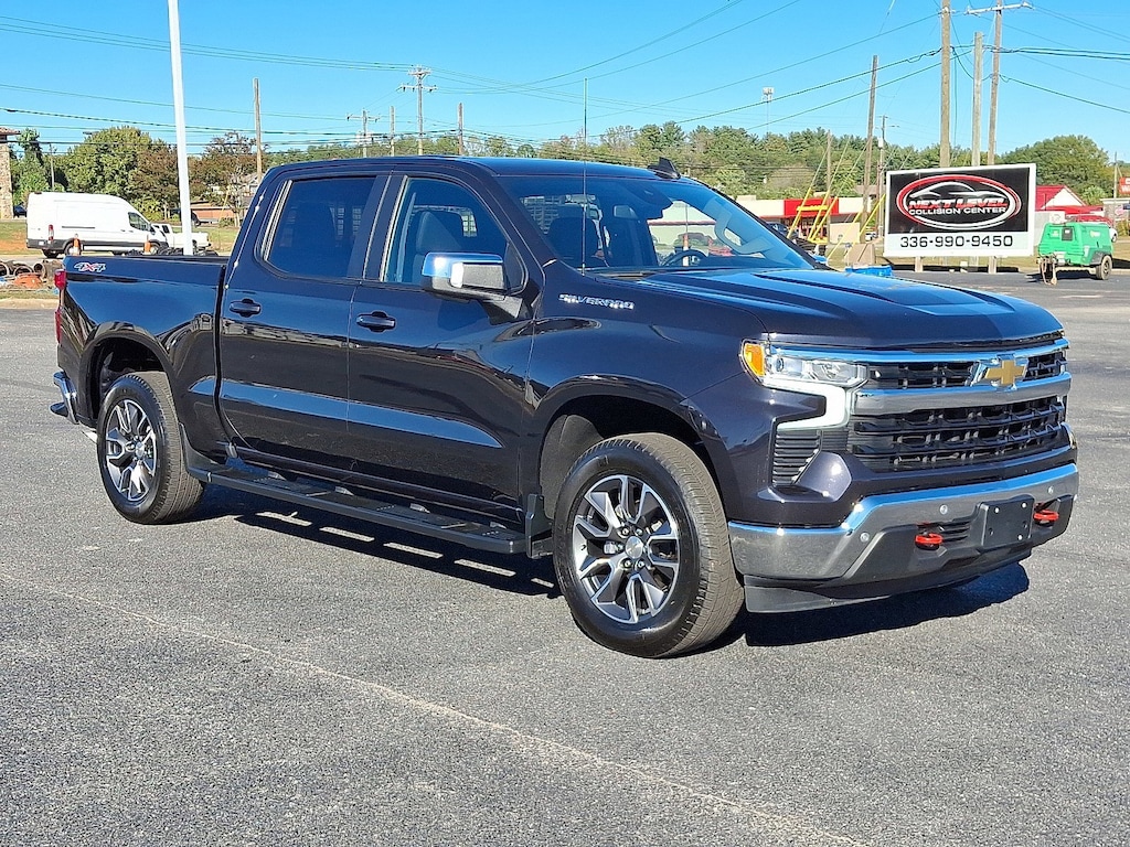 Used 2024 Chevrolet Silverado 1500 LT 4WD Crew Cab 147 LT w/1LT