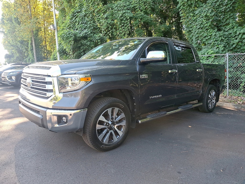 Used 2018 Toyota Tundra 4WD Limited Limited CrewMax 5.5 Bed 5.7L FFV
