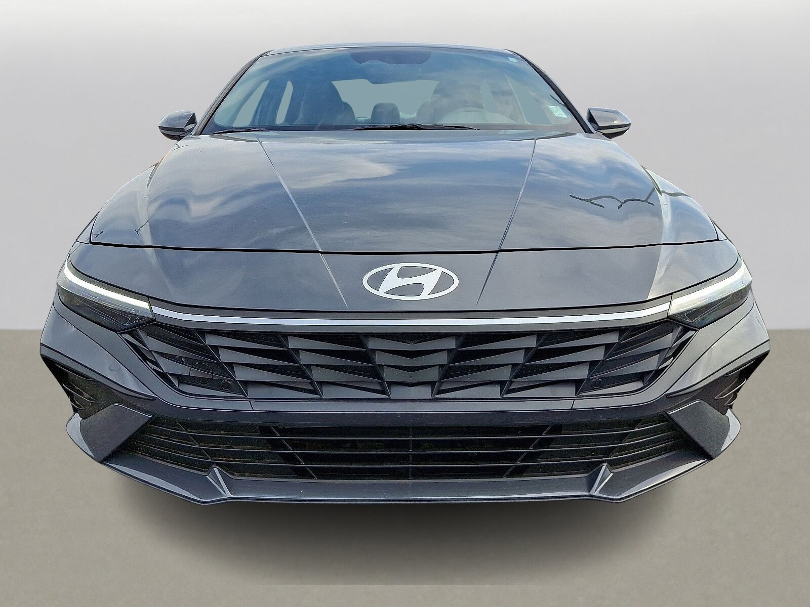 2024 Hyundai Elantra SEL photo 3