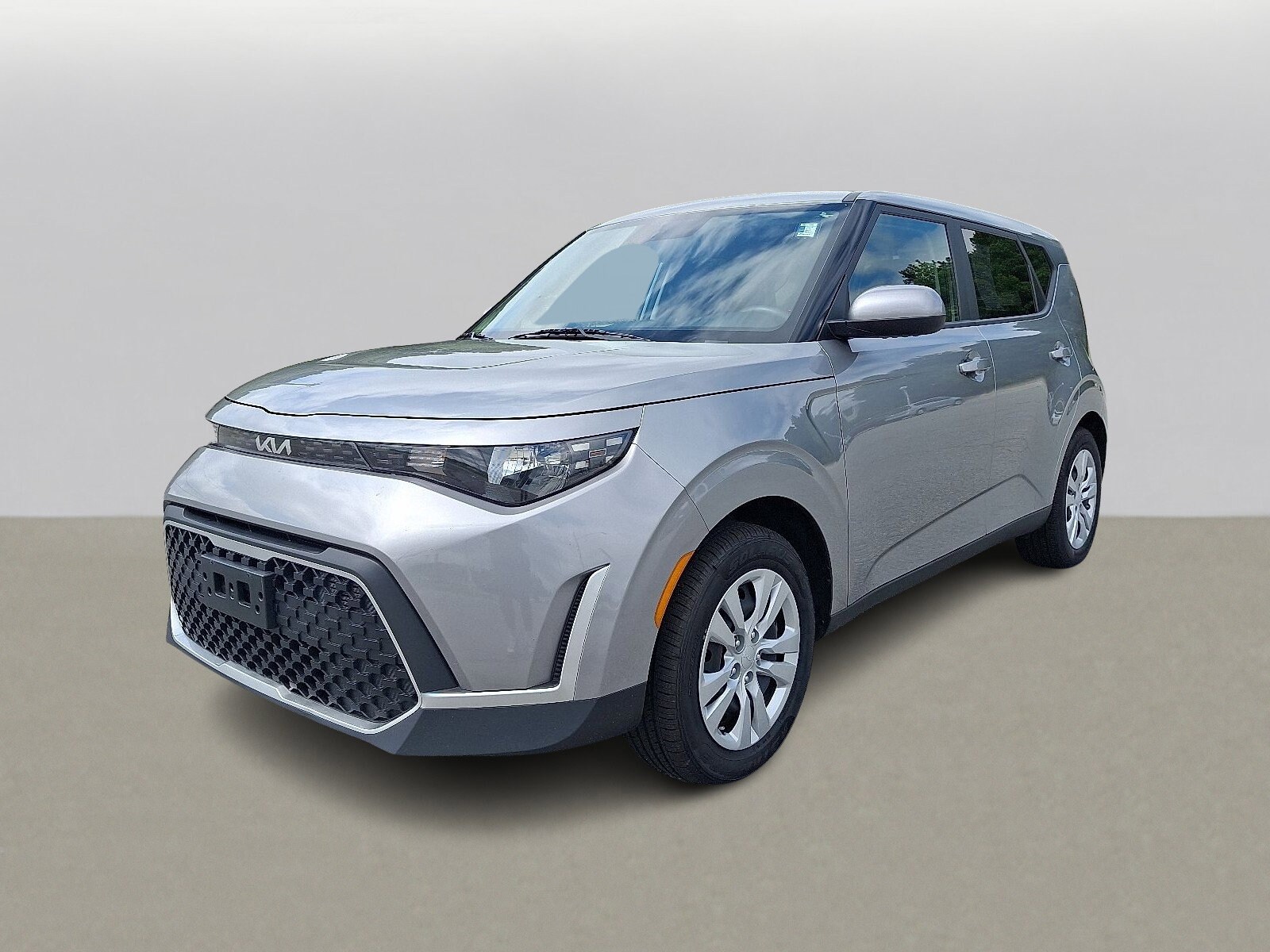 2023 Kia Soul LX photo 3