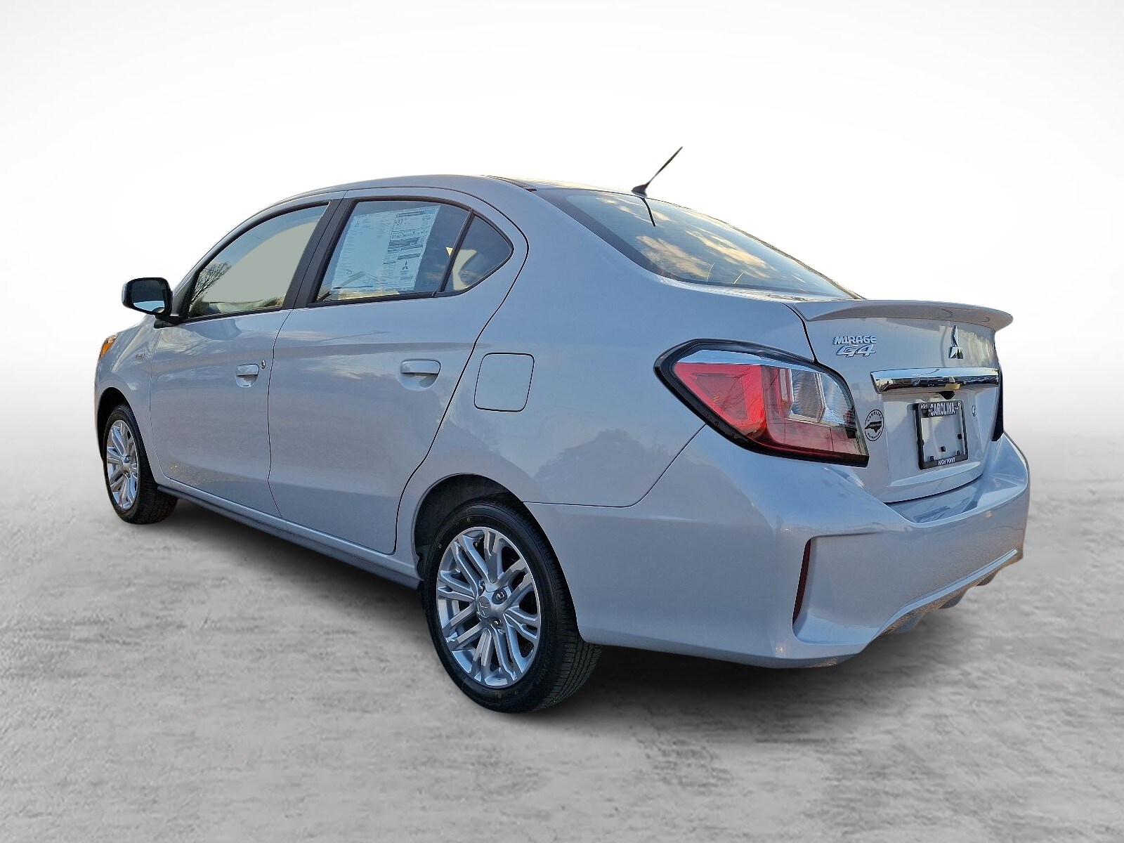 2024 Mitsubishi Mirage G4 LE photo 3
