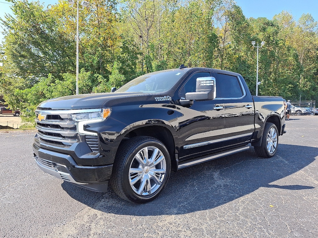 Used 2024 Chevrolet Silverado 1500 High Country 4WD Crew Cab 147 High Country