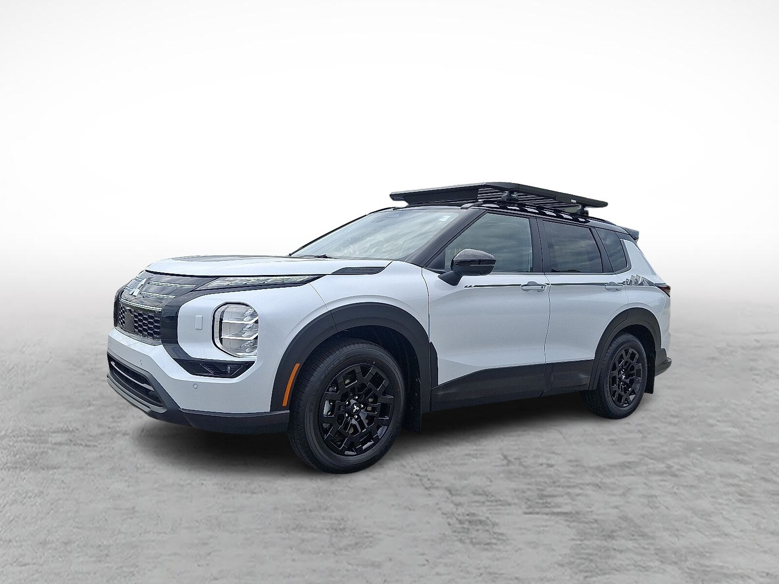 2025 Mitsubishi Outlander S-AWC photo 2