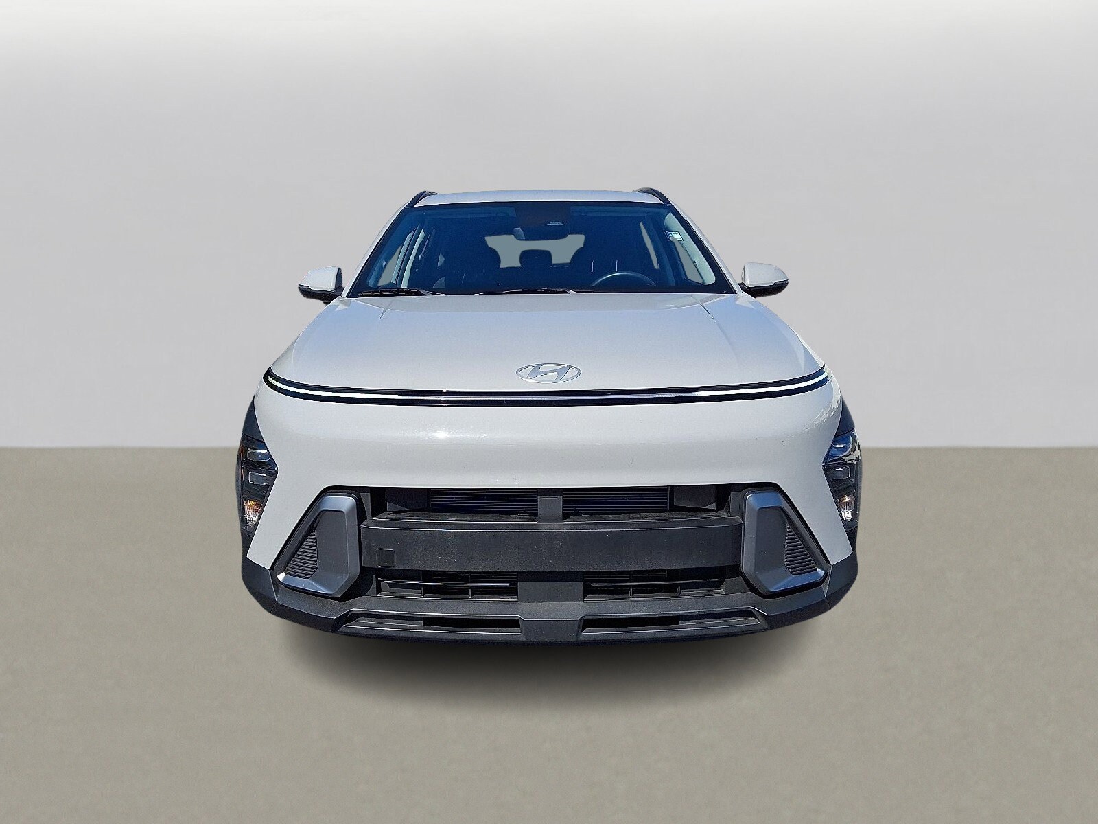2025 Hyundai Kona SEL photo 2