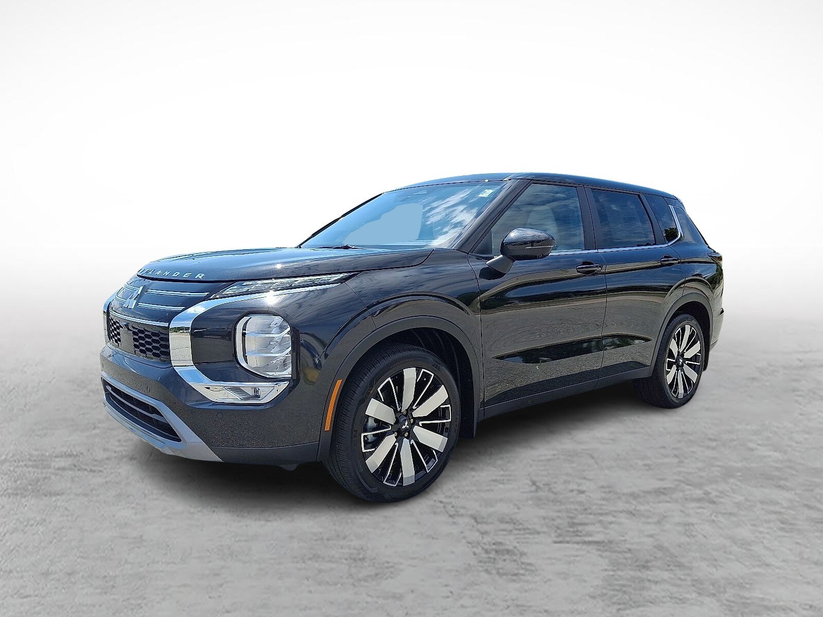 2025 Mitsubishi Outlander SE 2.5 photo 2