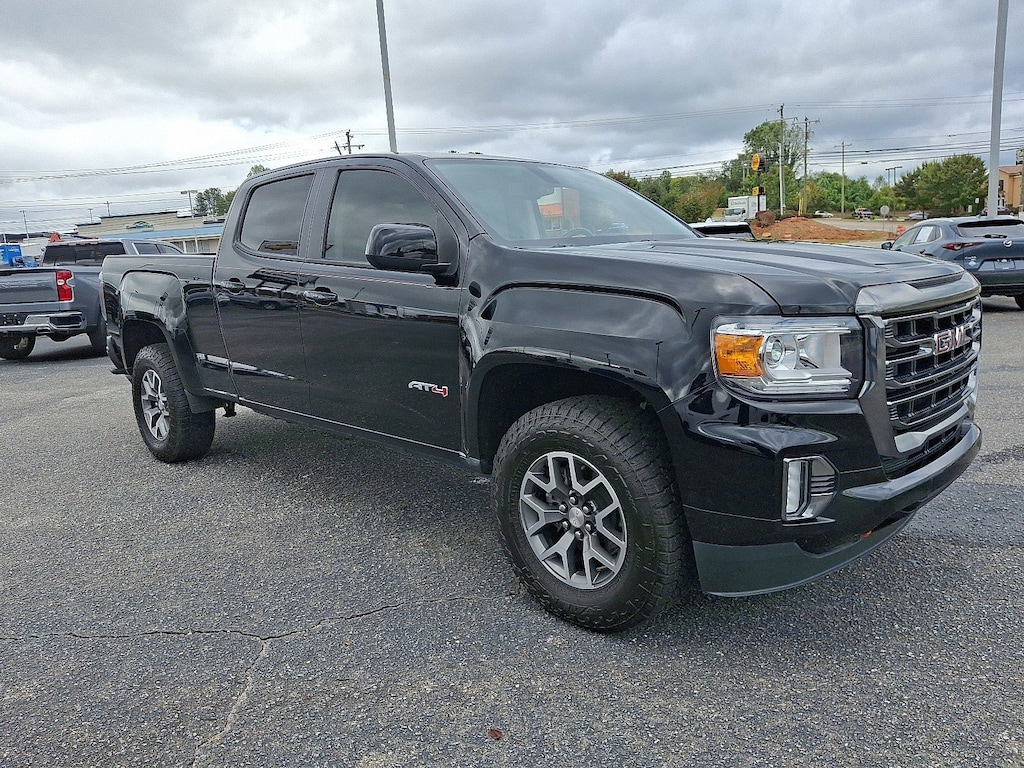 Used 2021 GMC Canyon AT4 w/Cloth 4WD Crew Cab 141 AT4 w/Cloth
