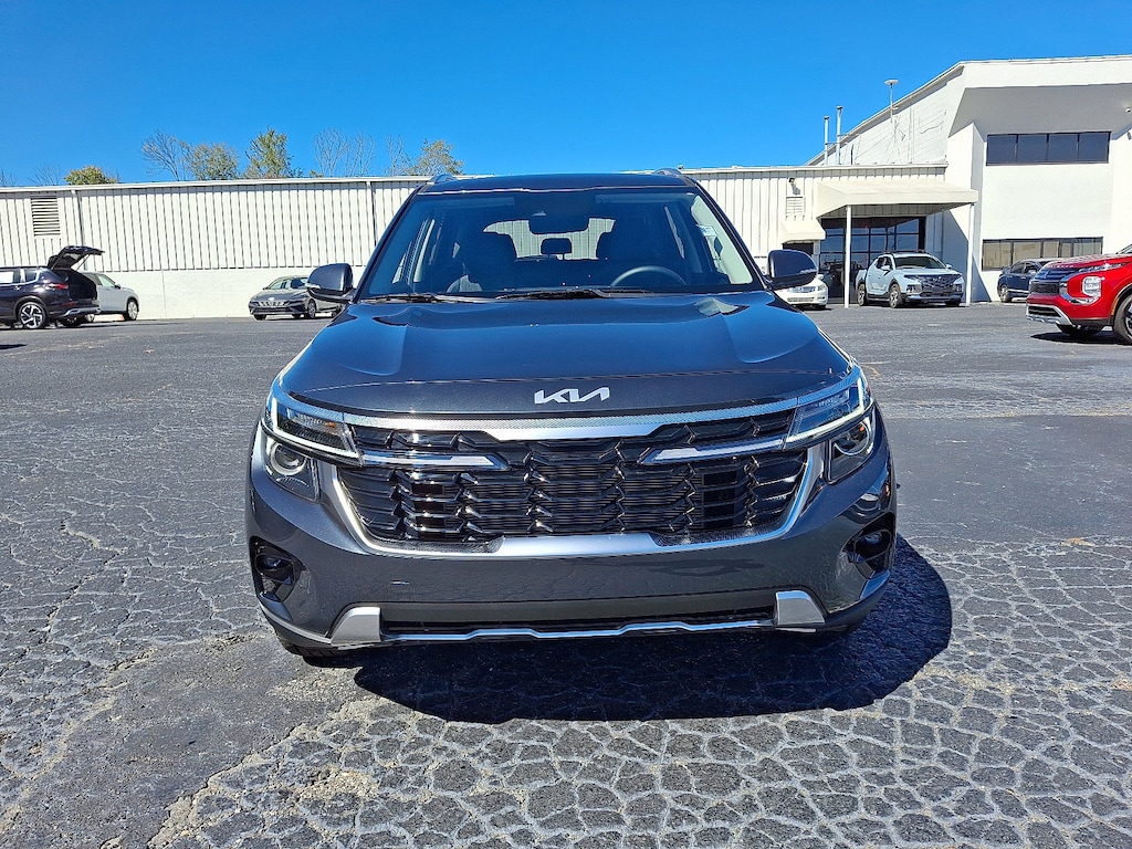 Used 2025 Kia Seltos S S IVT FWD