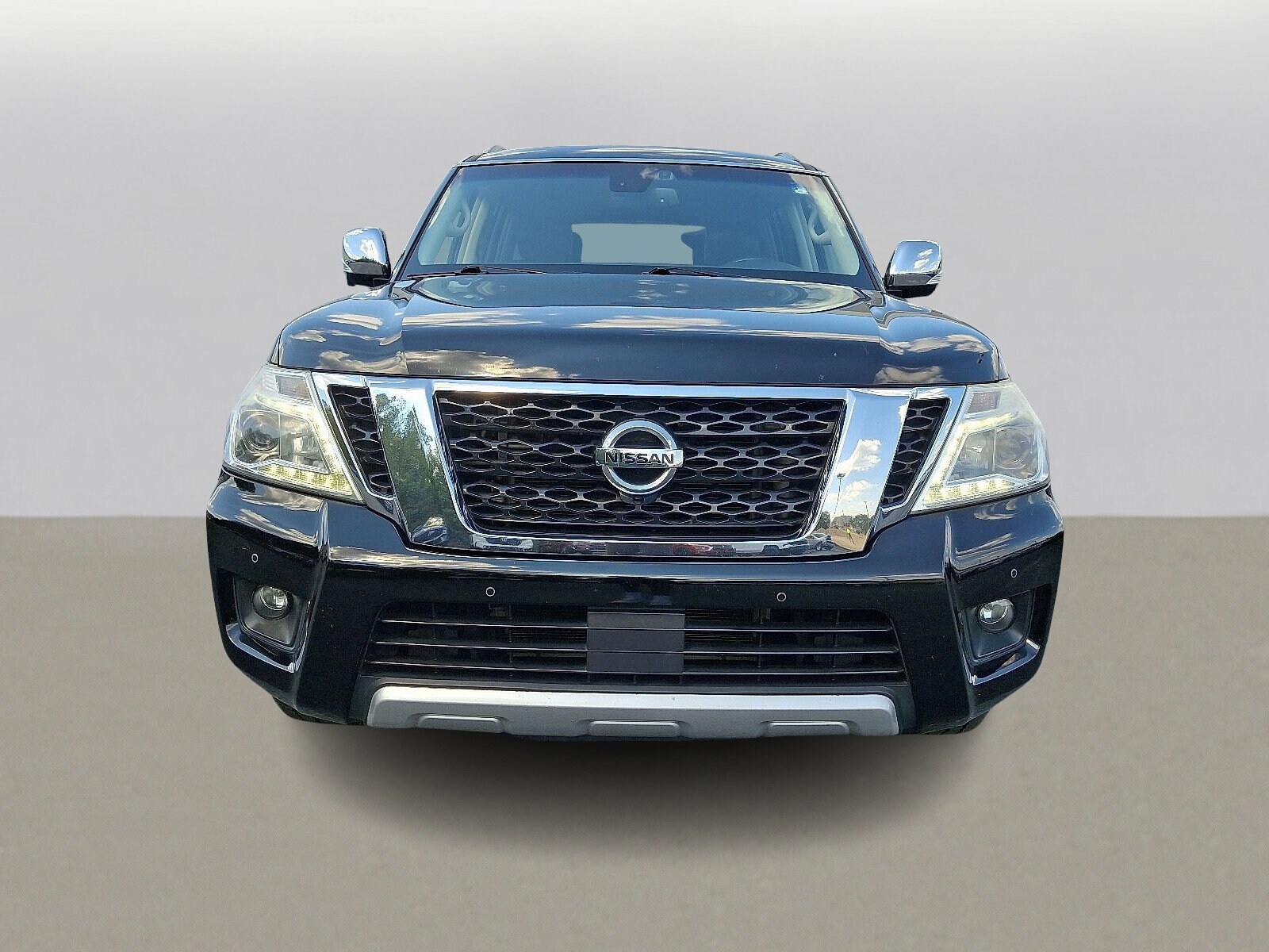 2017 Nissan Armada Platinum photo 2