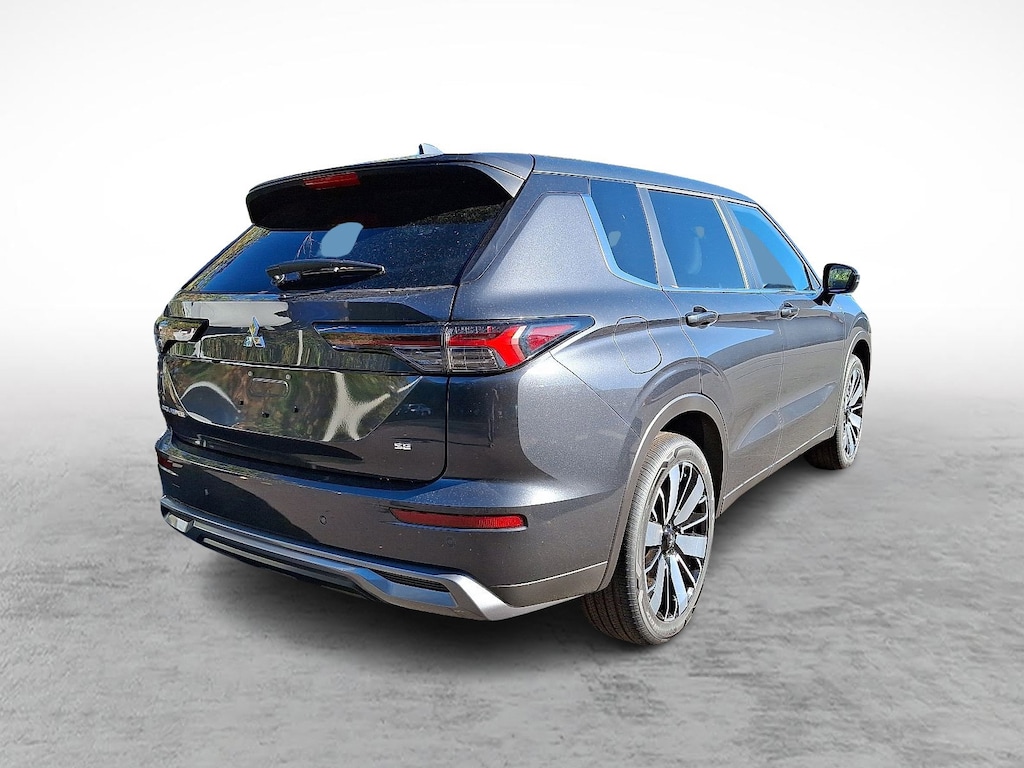 New 2025 Mitsubishi Outlander SE SE FWD