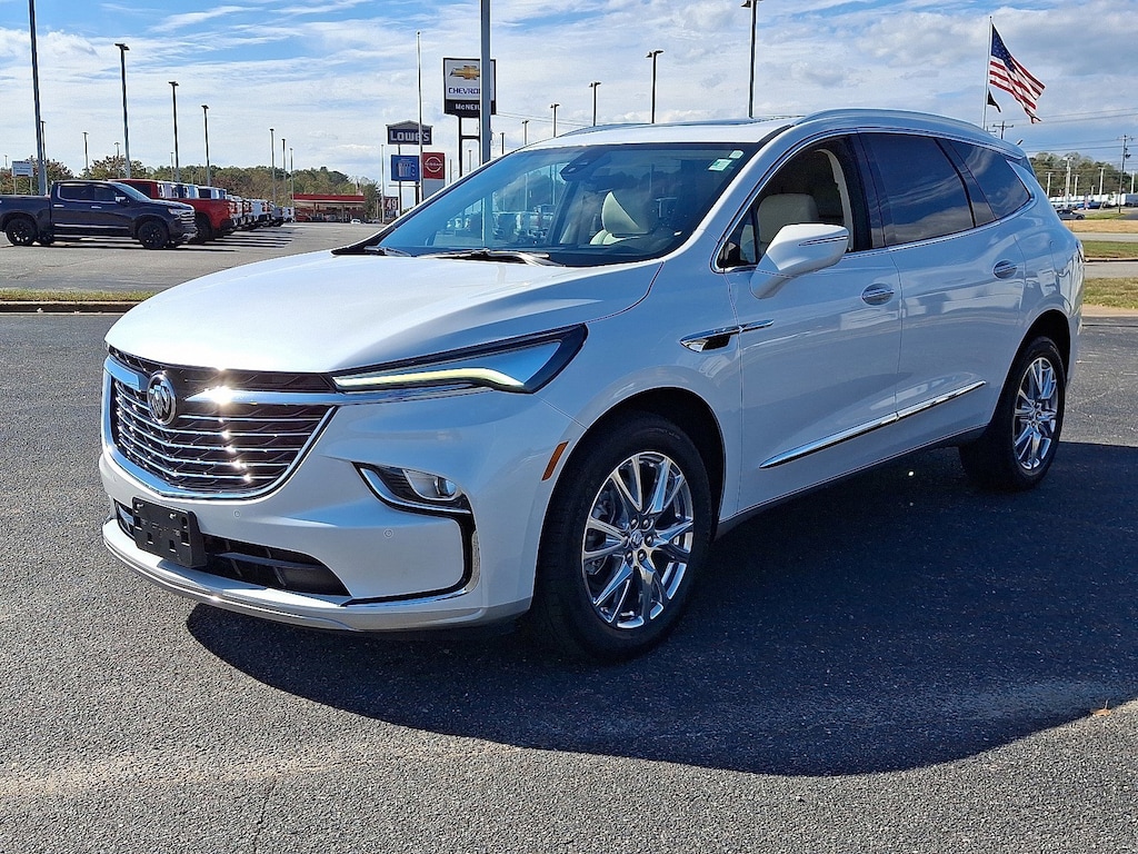 Used 2023 Buick Enclave Premium AWD  Premium