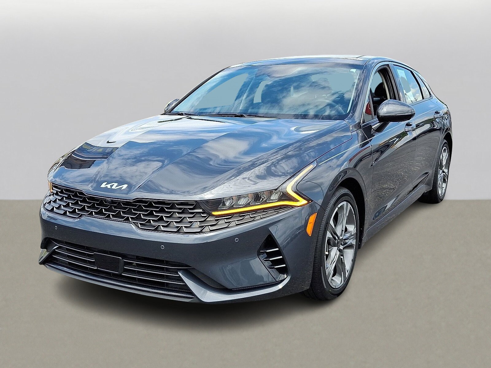 2024 Kia K5 EX photo 4