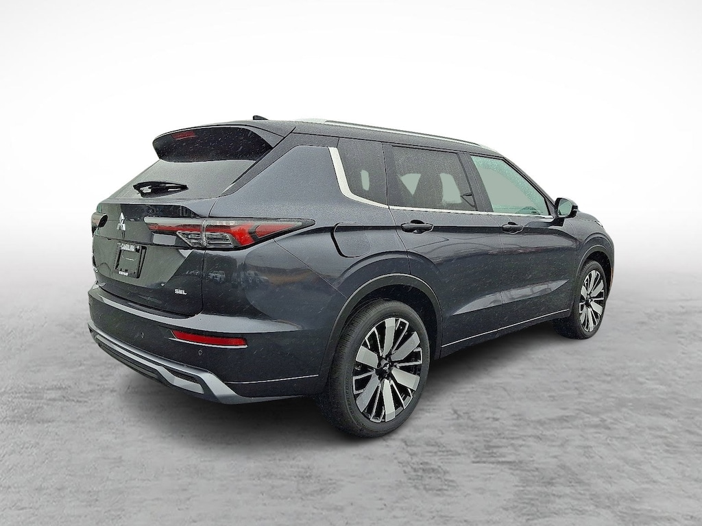 New 2025 Mitsubishi Outlander SEL SEL FWD