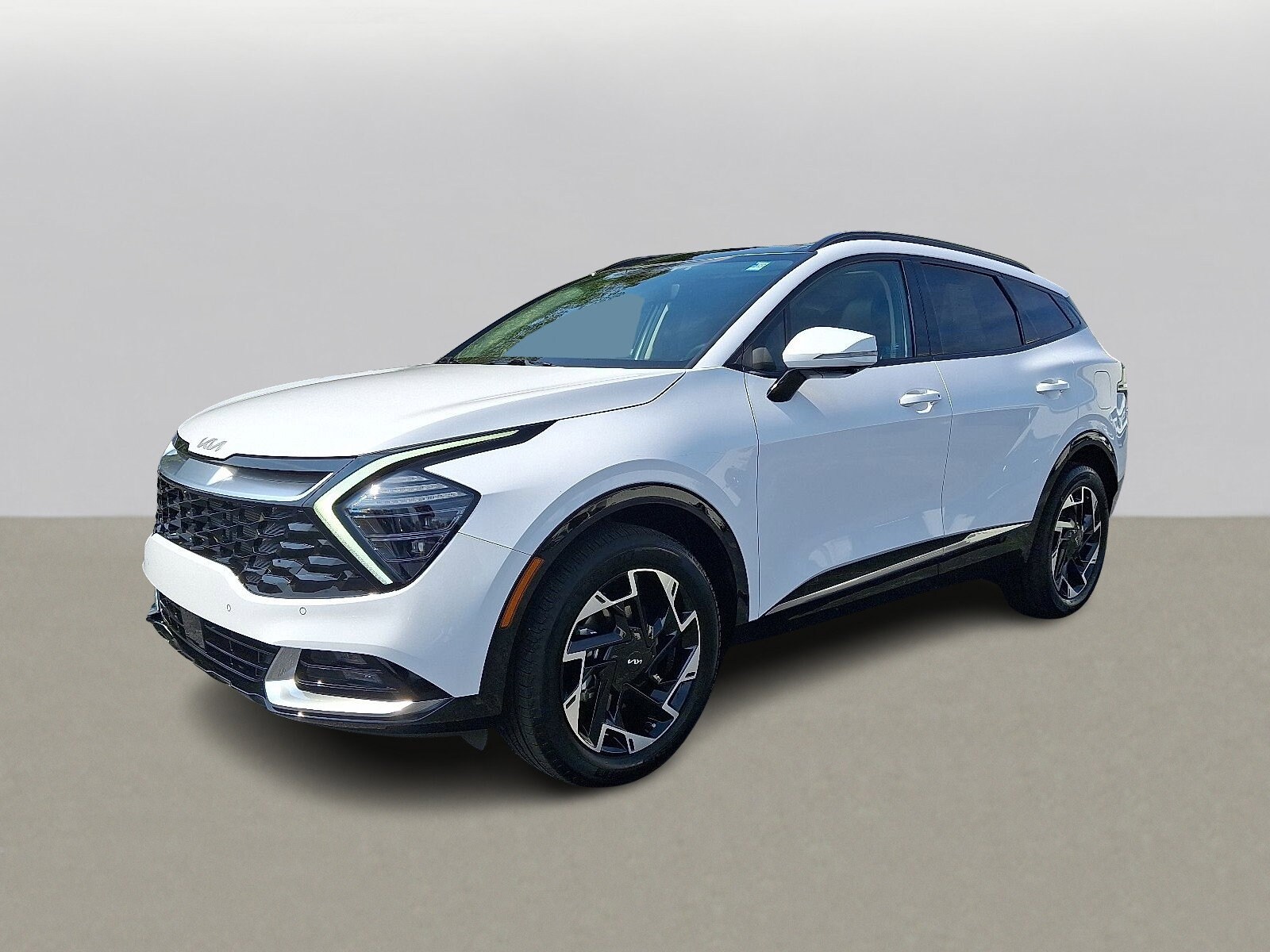 2024 Kia Sportage photo 3
