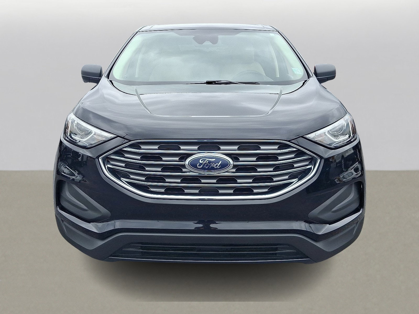 2022 Ford Edge SE photo 3