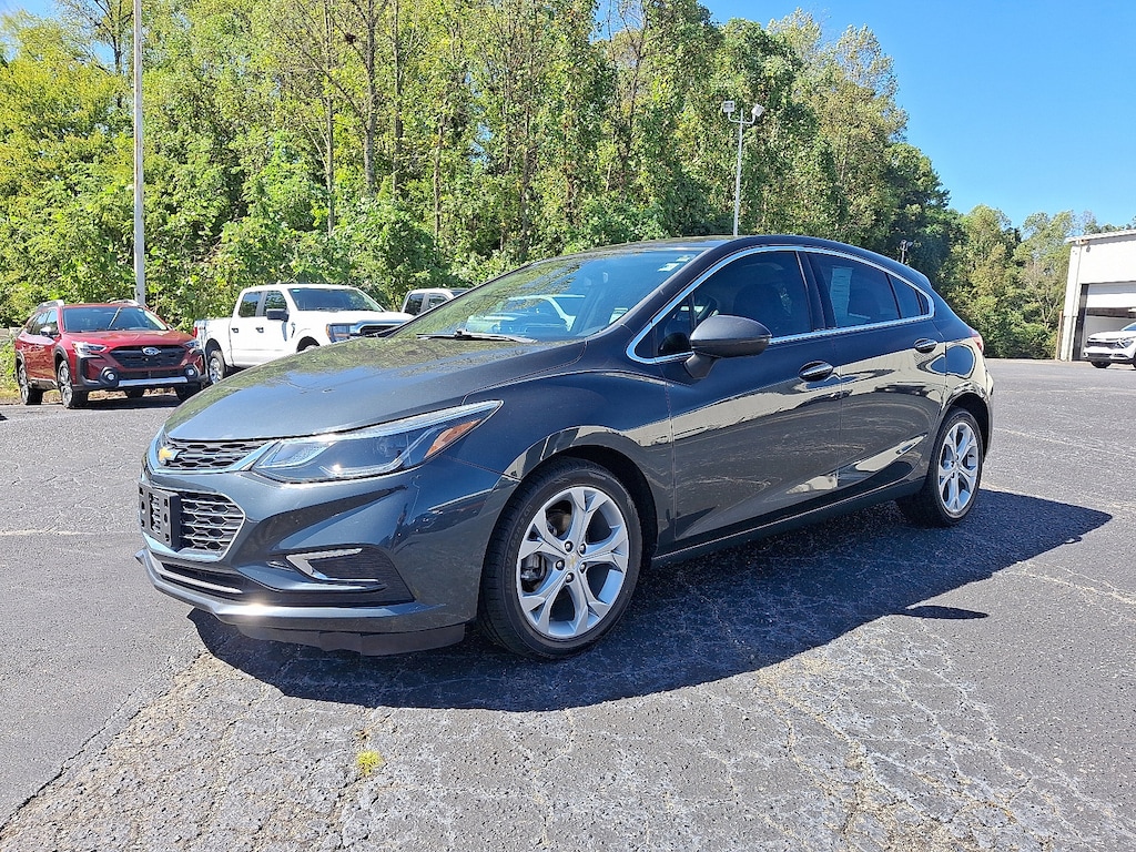 Used 2018 Chevrolet Cruze Premier HB 1.4L Premier w/1SF