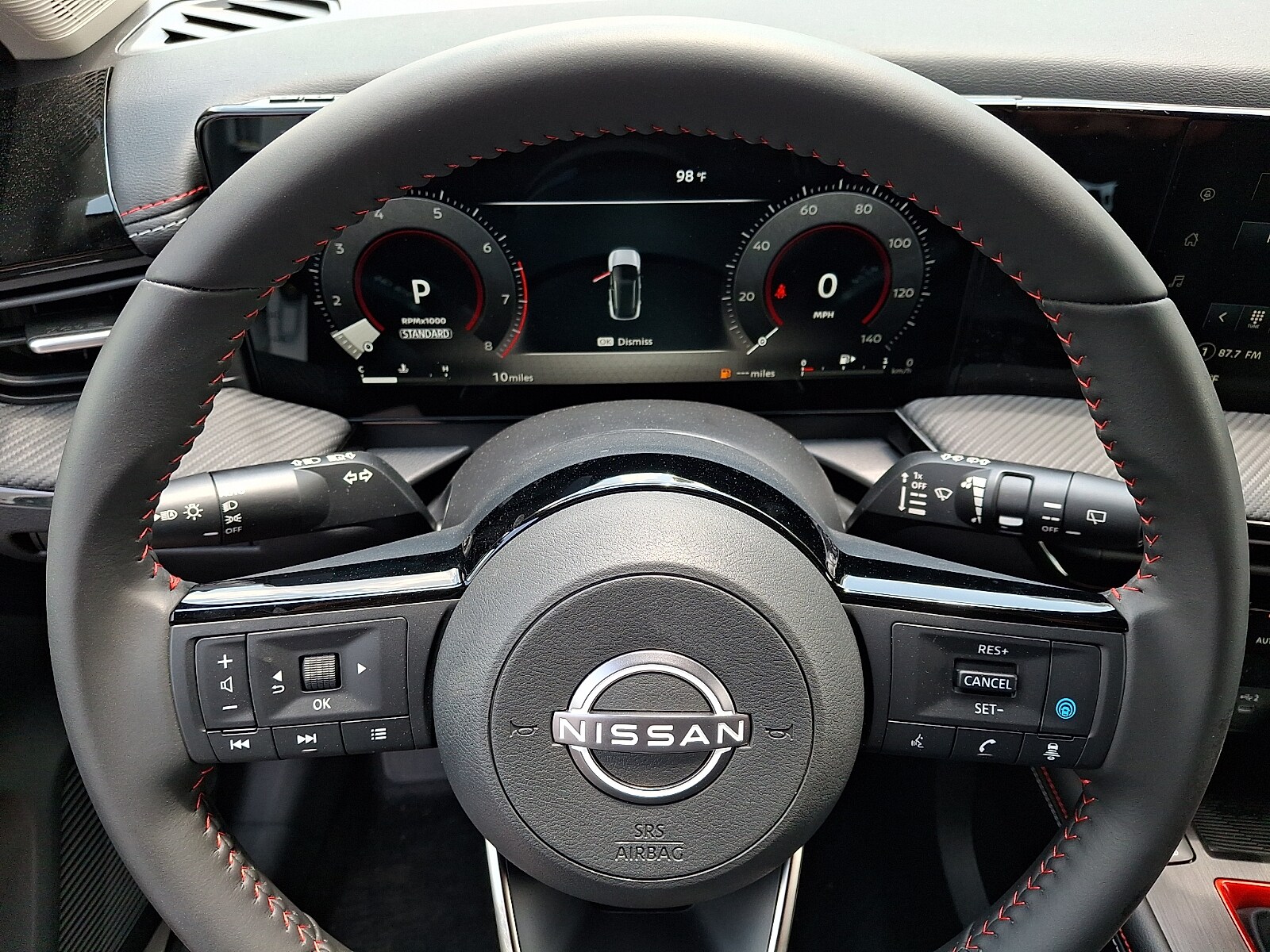 2025 Nissan Kicks SR - Photo 14