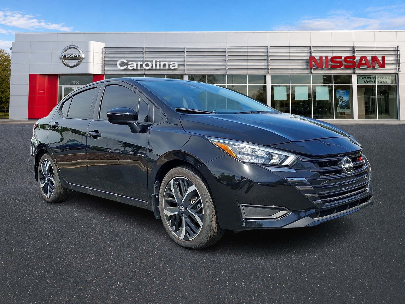 2025 Nissan Versa 1.6 SR CVT's photo