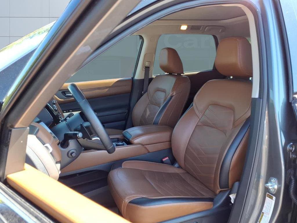 Used 2023 Nissan Pathfinder Platinum SUV