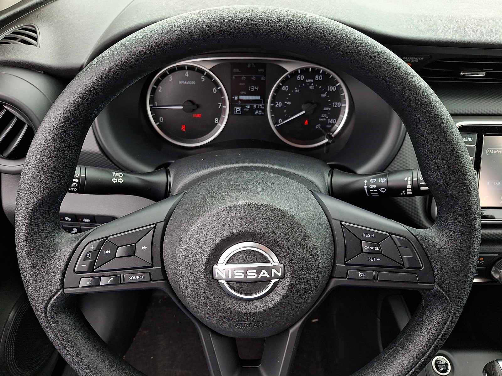 2025 Nissan KICKS PLAY Base - Photo 14