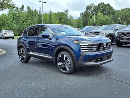 2025 Nissan Kicks SR SUV