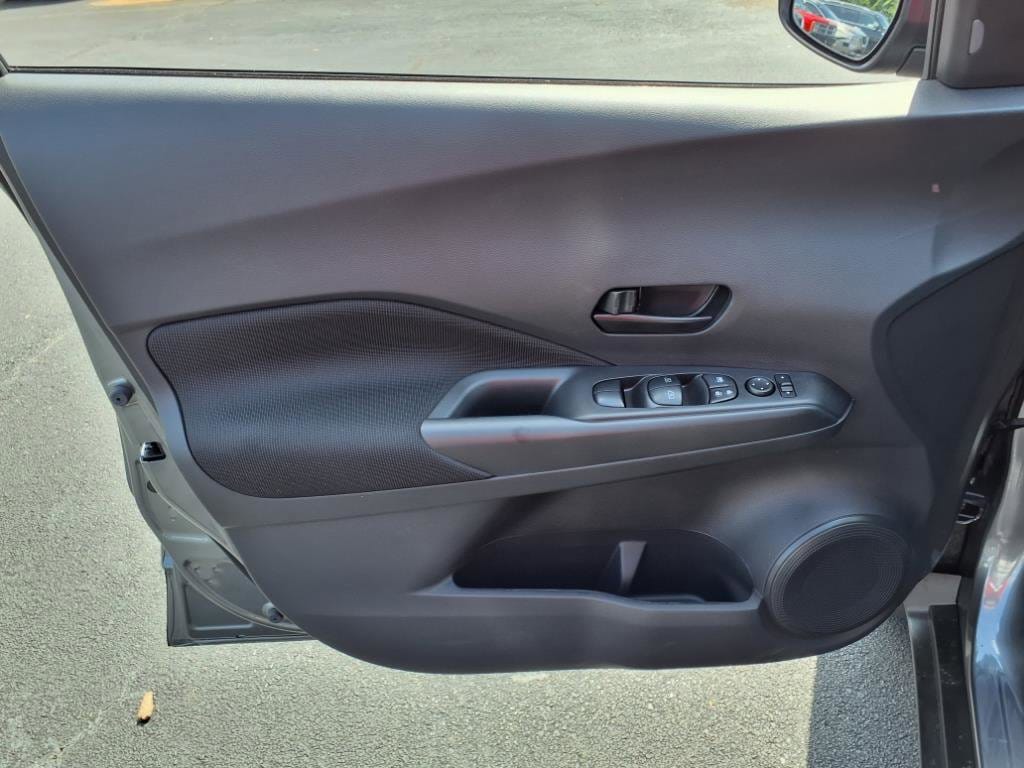 2025 Nissan KICKS PLAY Base - Photo 8