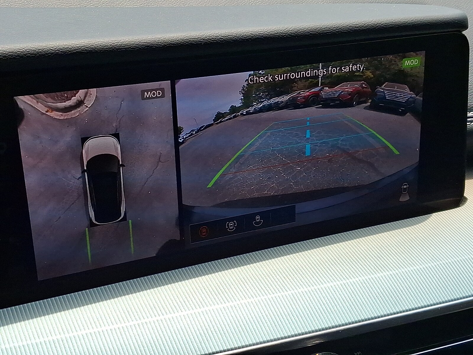 2025 Nissan Murano SL - Photo 14
