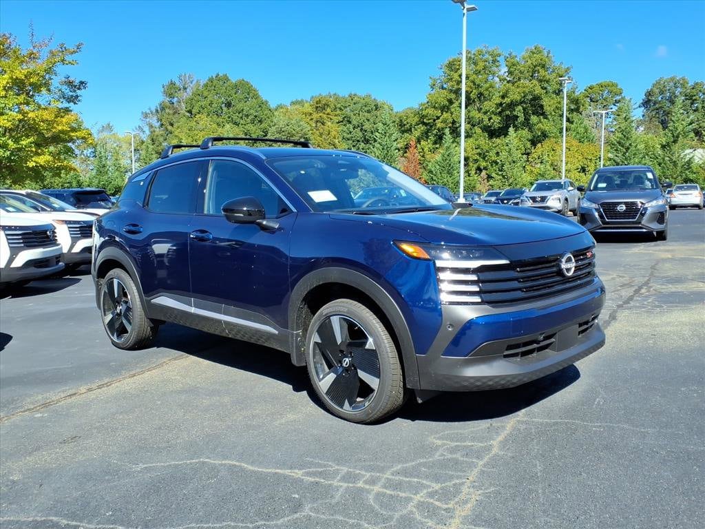 New 2026 Nissan Kicks SR SUV