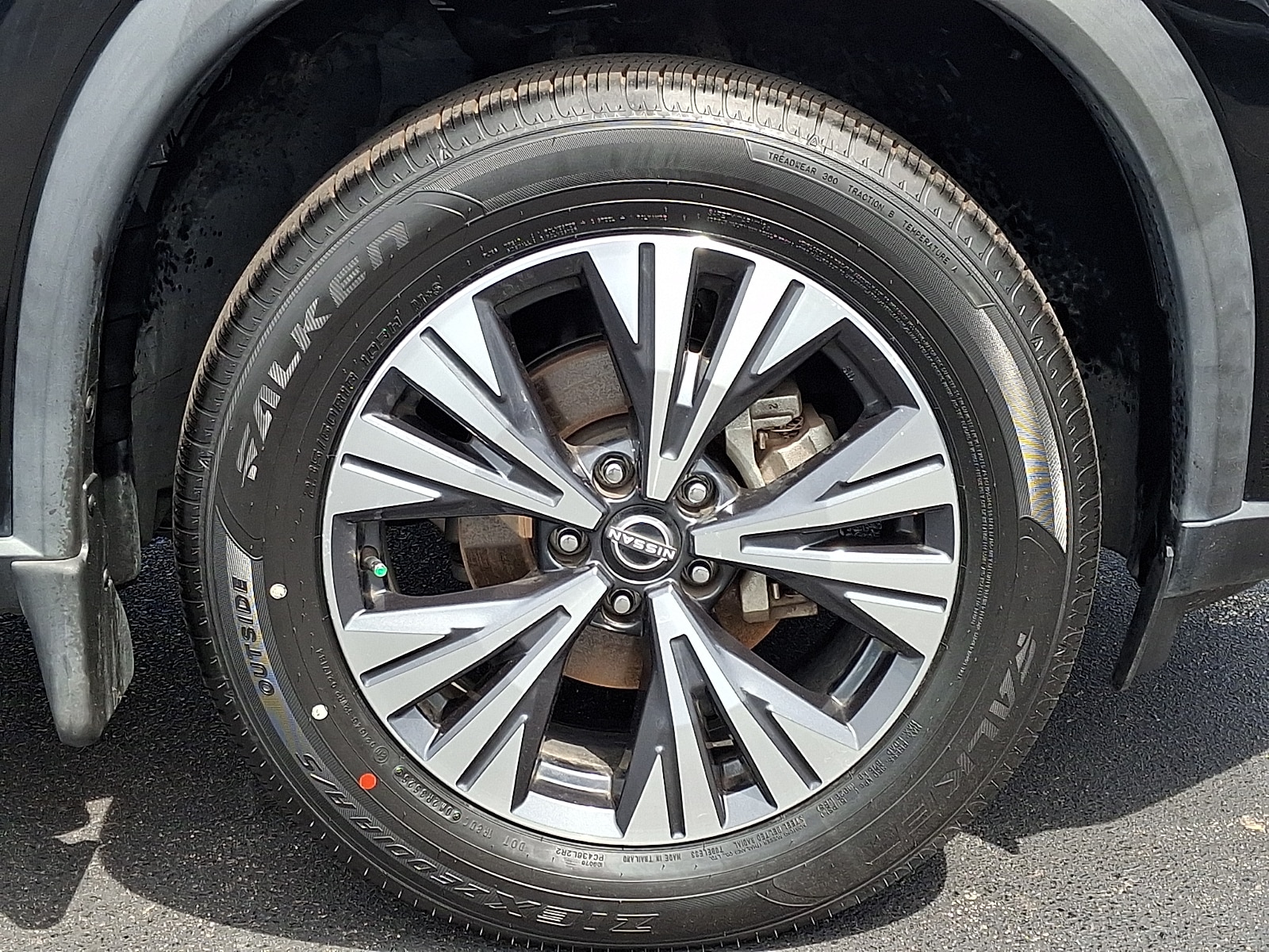 2023 Nissan Rogue SV - Photo 8