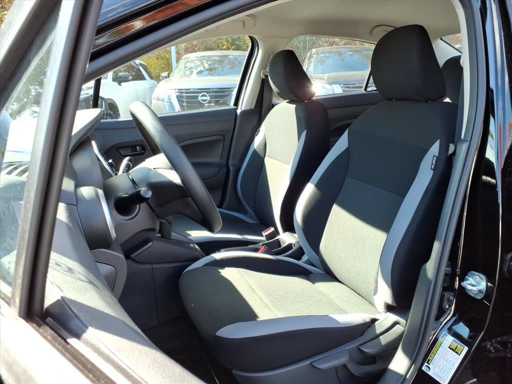 New 2025 Nissan Versa 1.6 S Sedan