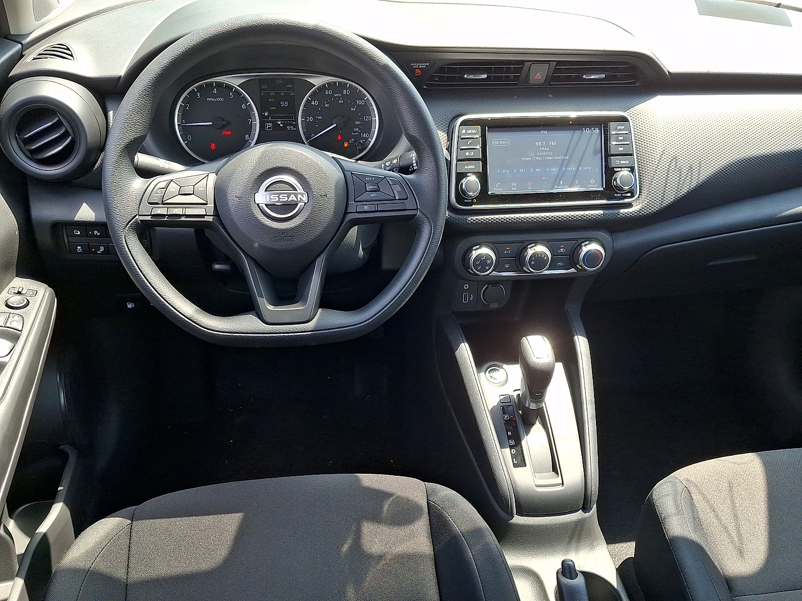 2025 Nissan KICKS PLAY Base - Photo 7