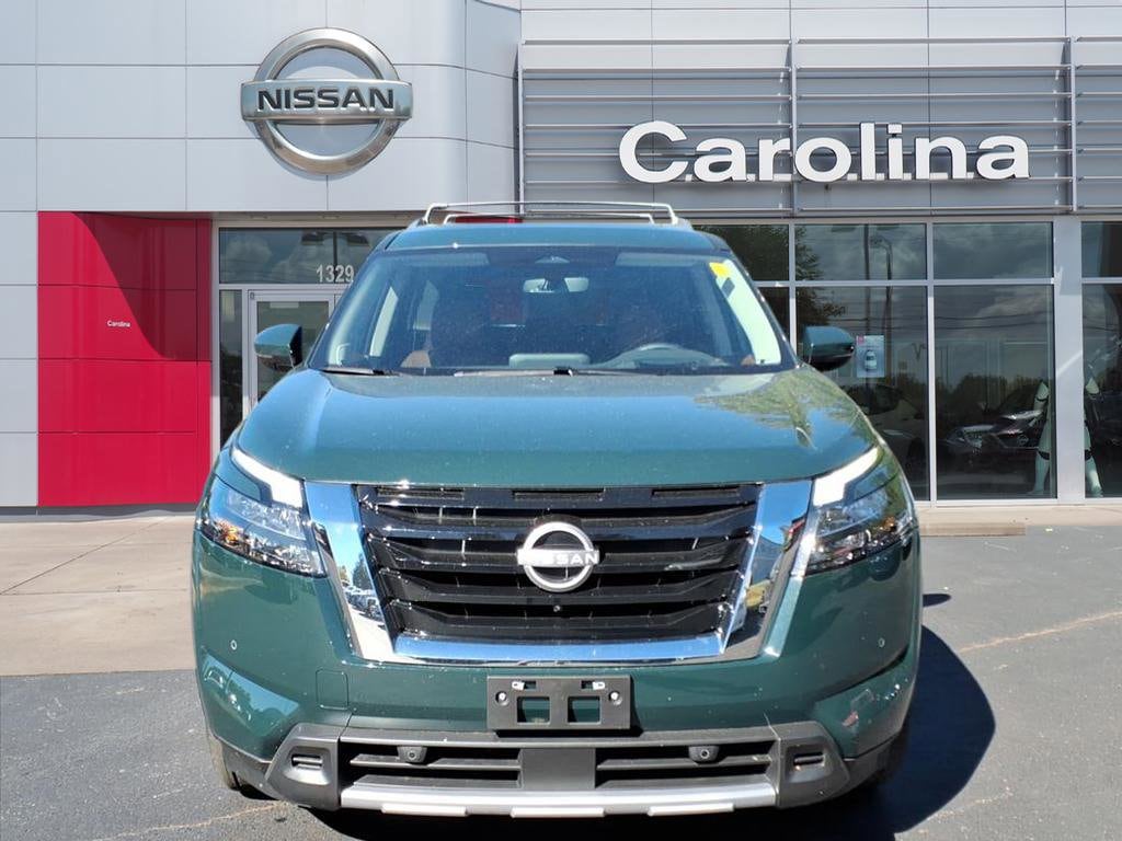 Used 2025 Nissan Pathfinder Platinum SUV