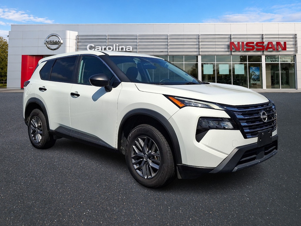 Used 2024 Nissan Rogue S SUV
