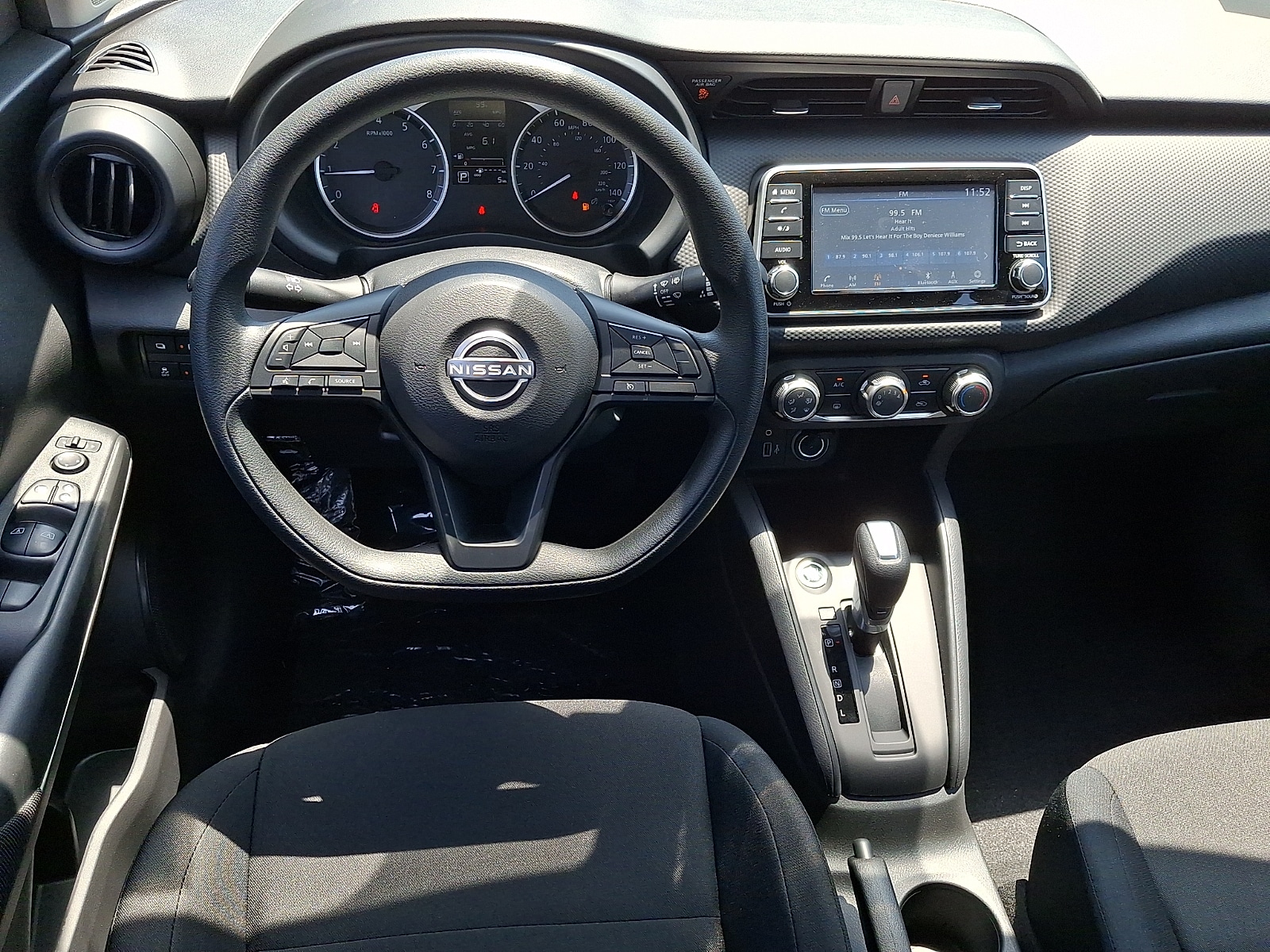 2025 Nissan KICKS PLAY Base - Photo 7