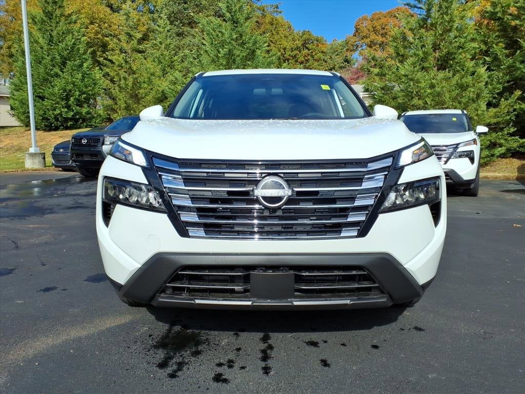 New 2026 Nissan Rogue SV SUV