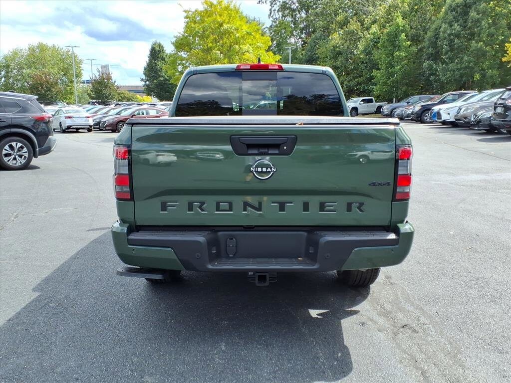 2026 Nissan Frontier Crew Cab SV photo 4