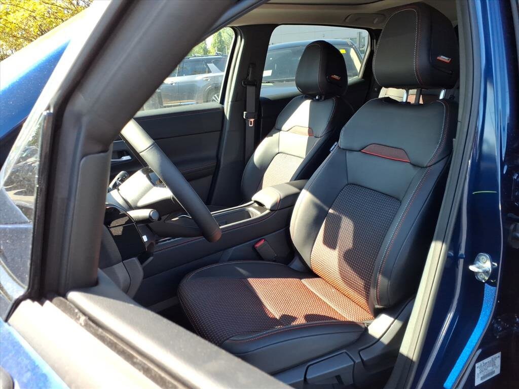 New 2026 Nissan Kicks SR SUV