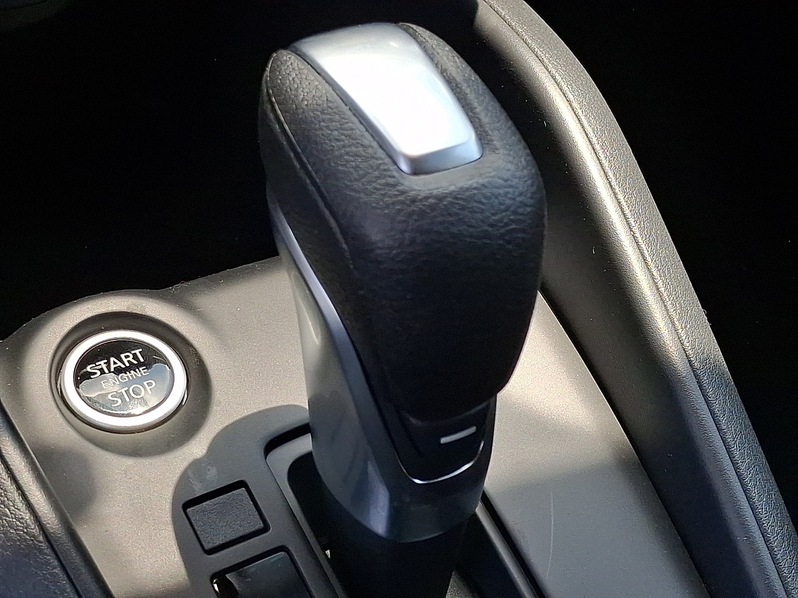 2025 Nissan KICKS PLAY Base - Photo 10