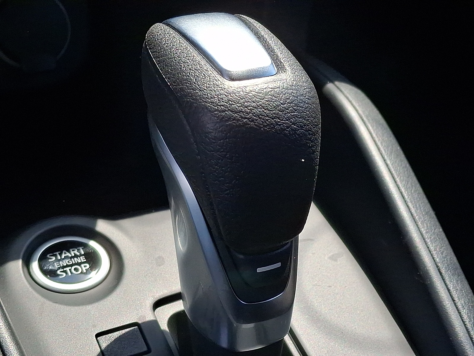 2025 Nissan KICKS PLAY Base - Photo 10
